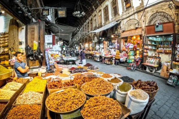 التجارة في سوريا : تحديات الاستيراد و دعم الصناعة لتعزيز الصادرات