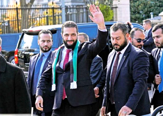 إعادة للمصارف السورية إلى النظام المالي العالمي يفعل سلاسل التوريد والصناعة المحلية